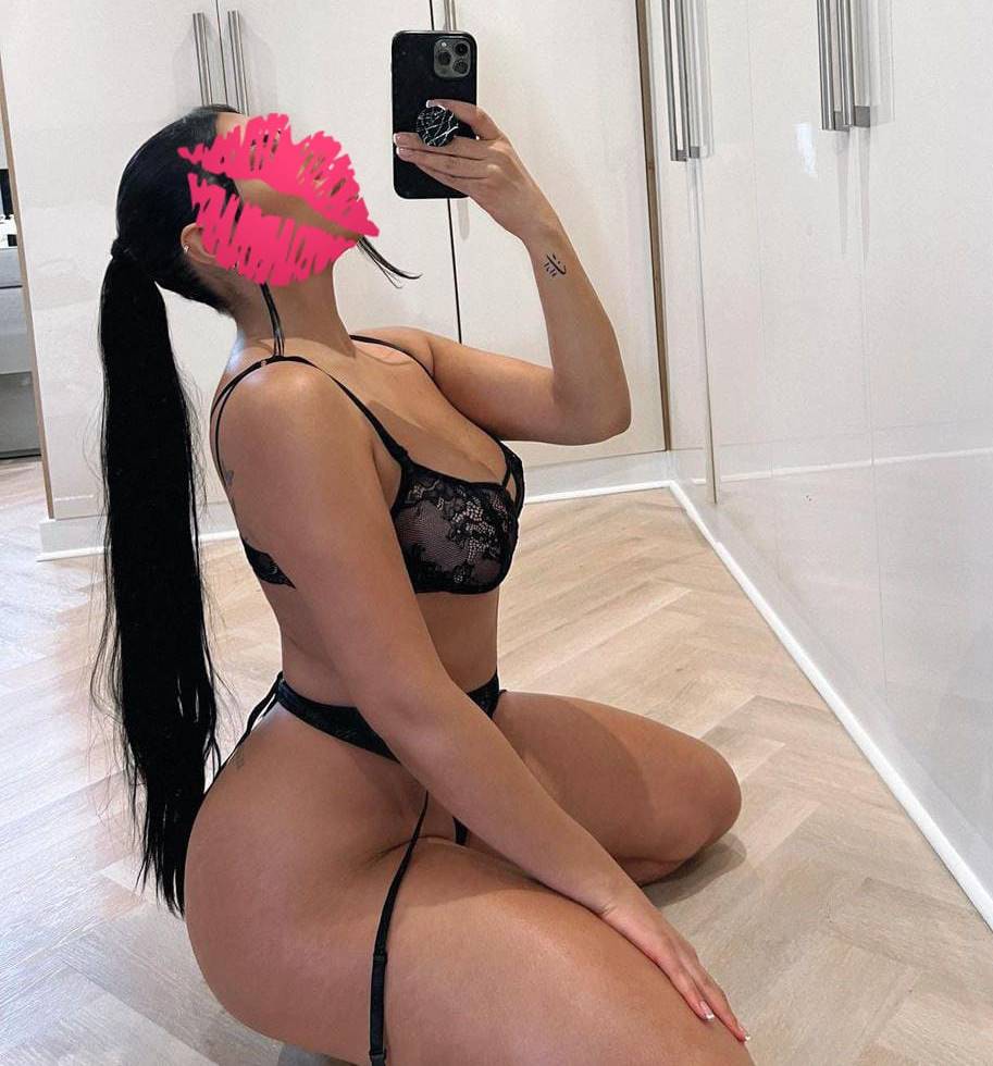 Küçükçekmece Escort Bayan Melisle Kalbinizi Fethedecek Buluşmalar